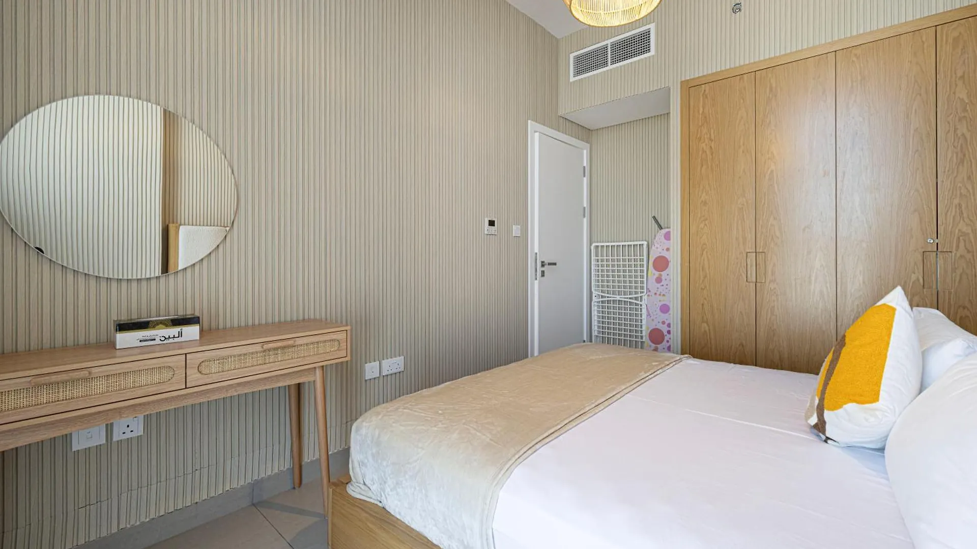 1Br Beautiful Apartment - Skyline Gem シャルジャ